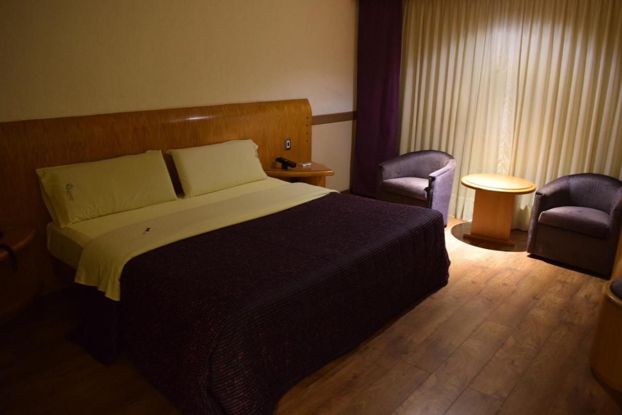 Hotel & Suites La Marquesa Толука Екстер'єр фото