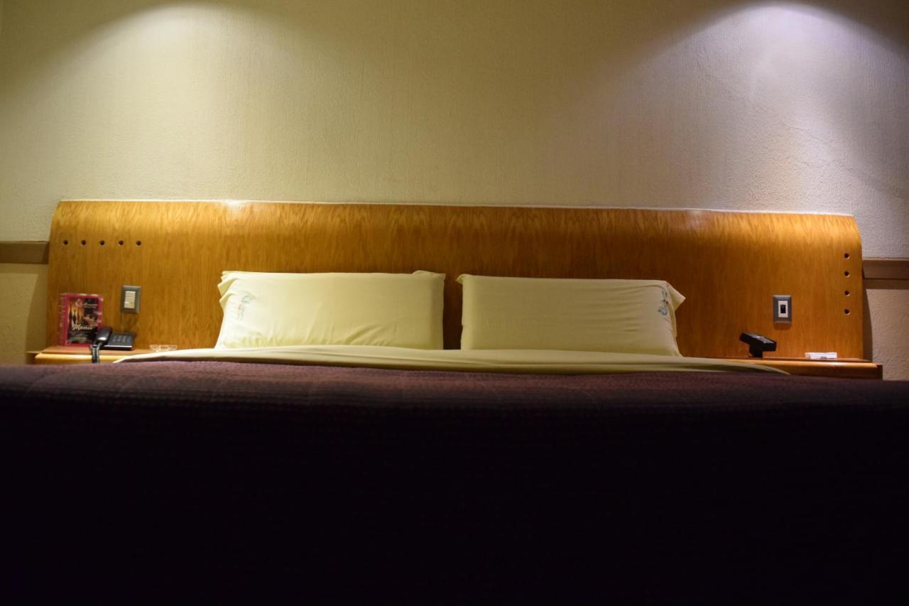 Hotel & Suites La Marquesa Толука Екстер'єр фото
