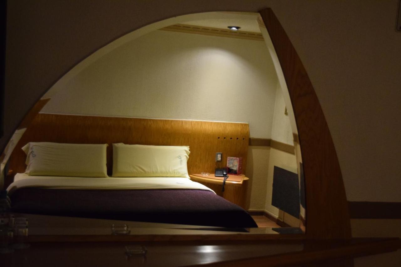 Hotel & Suites La Marquesa Толука Екстер'єр фото